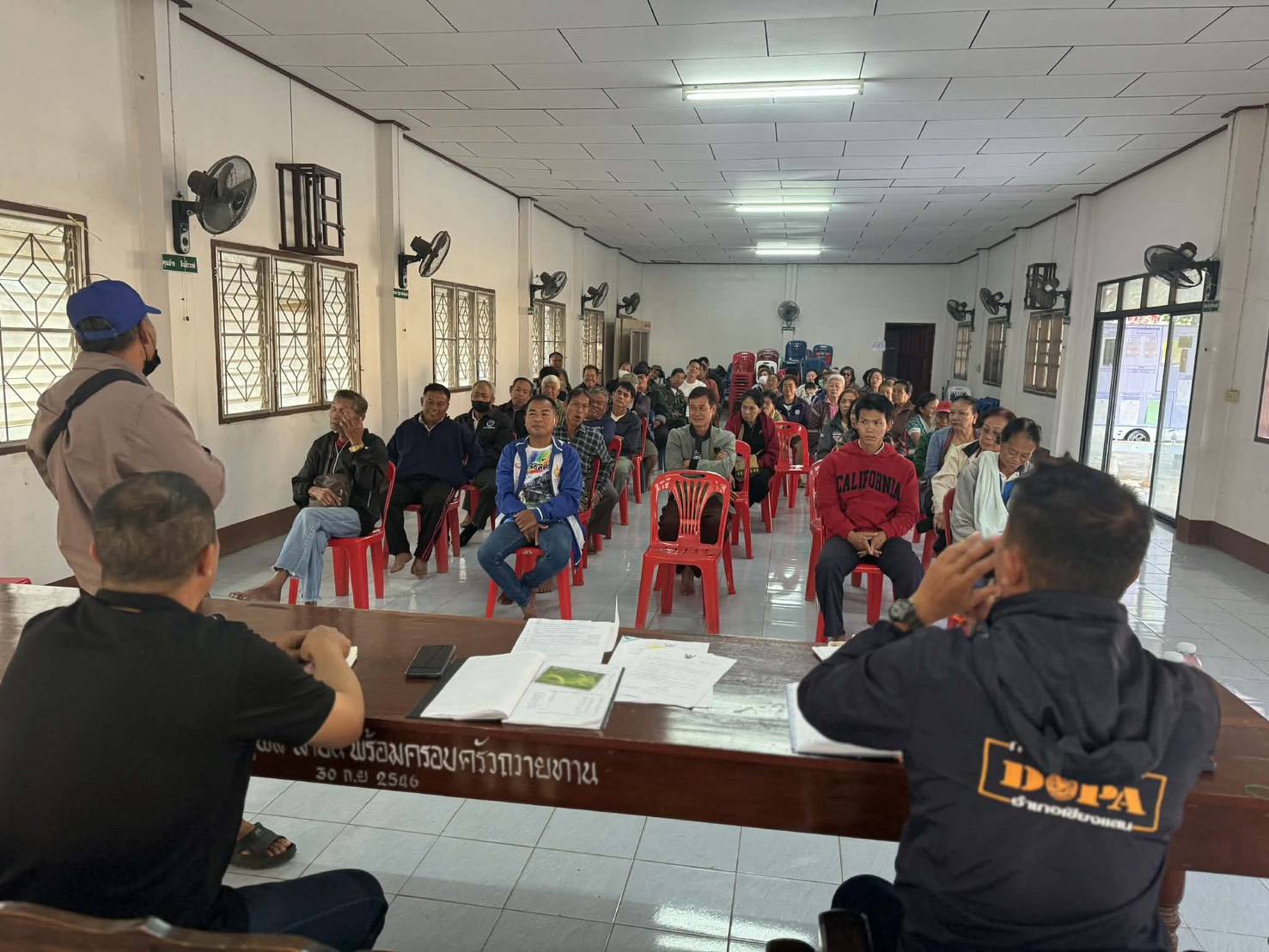 พช.เชียงแสน ร่วมประชุมประจำเดือนบ้านร่องบง หมู่ที่ 2 ตำบลโยนก